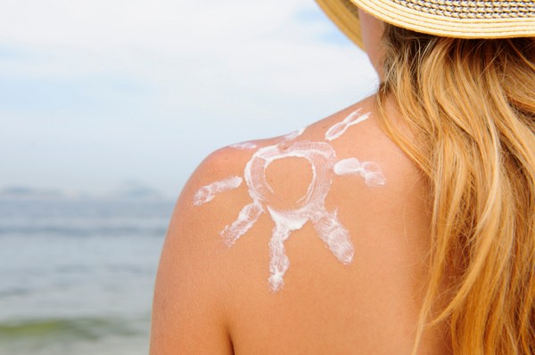 Blog-Sonnencreme-Sonne-Schulter5037264a3173e